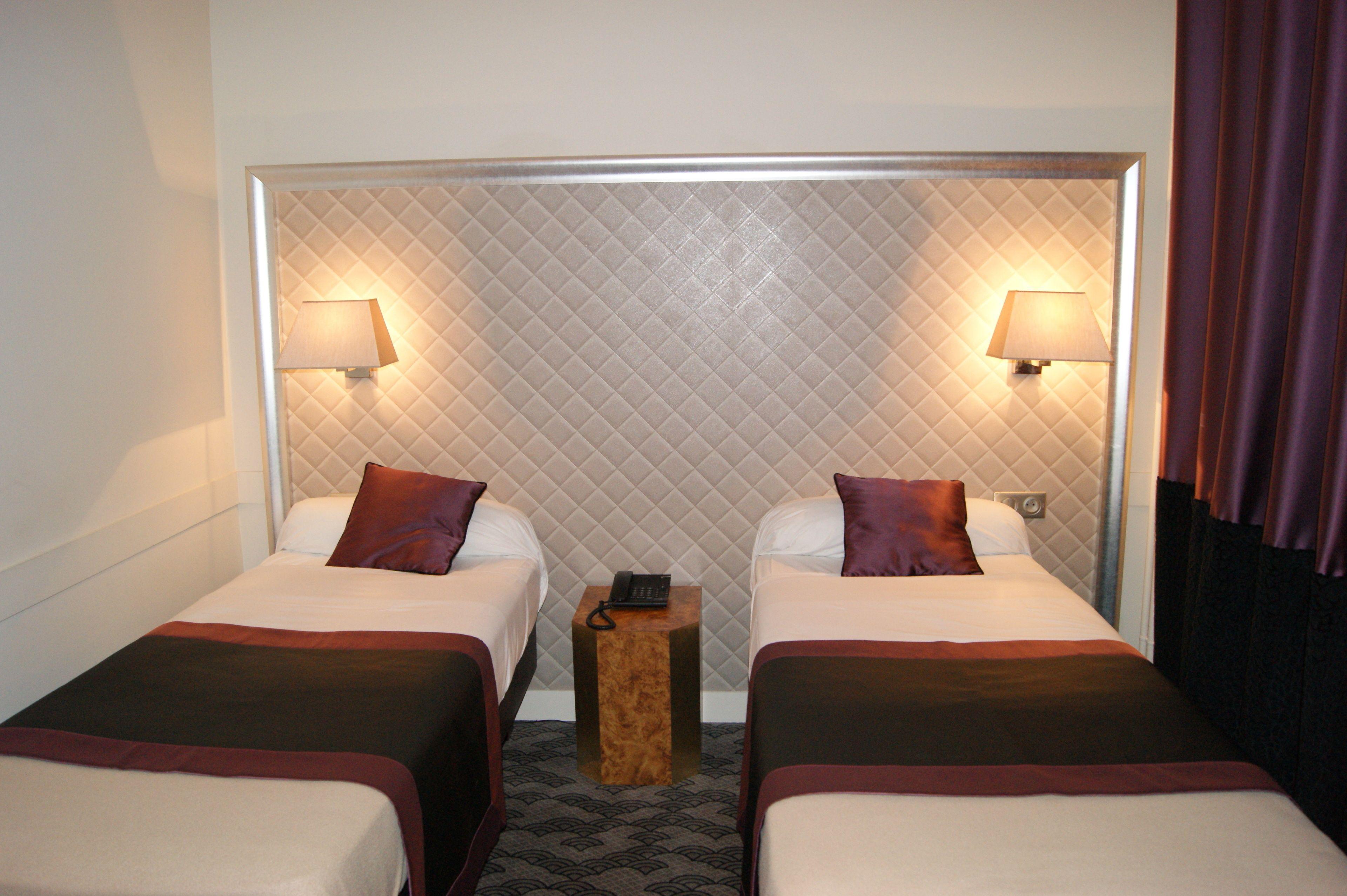 Hotel D'amiens 3*